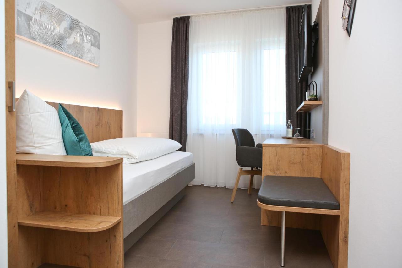 Gasthof Hotel Adler Inneringen Exteriör bild